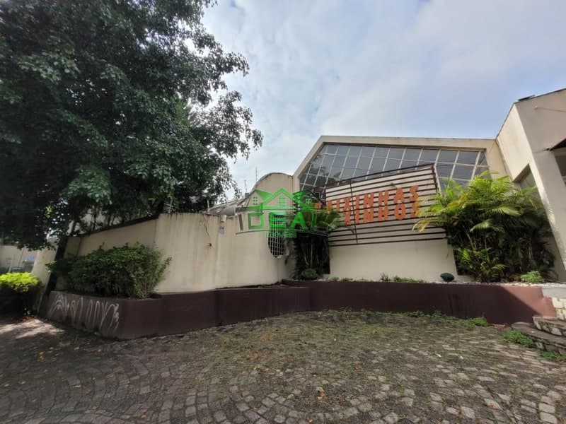 Prédio comercial para locação no Alto de Pinheiros