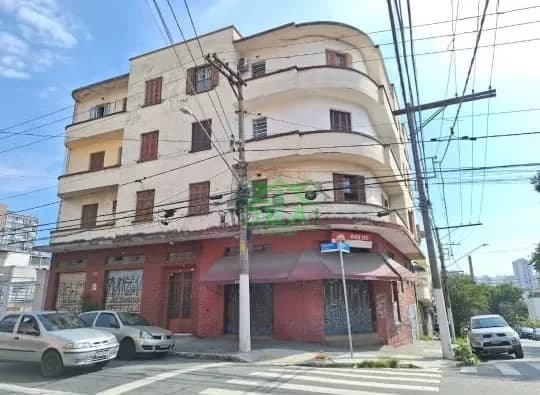 Apartamento Completo na Água Branca, 2 Dormitórios, Banheiro e Área de Serviço